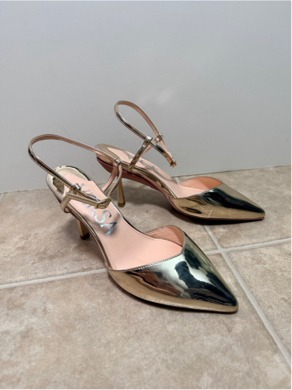 Vice Versa Gold Chrome Publicist Pumps